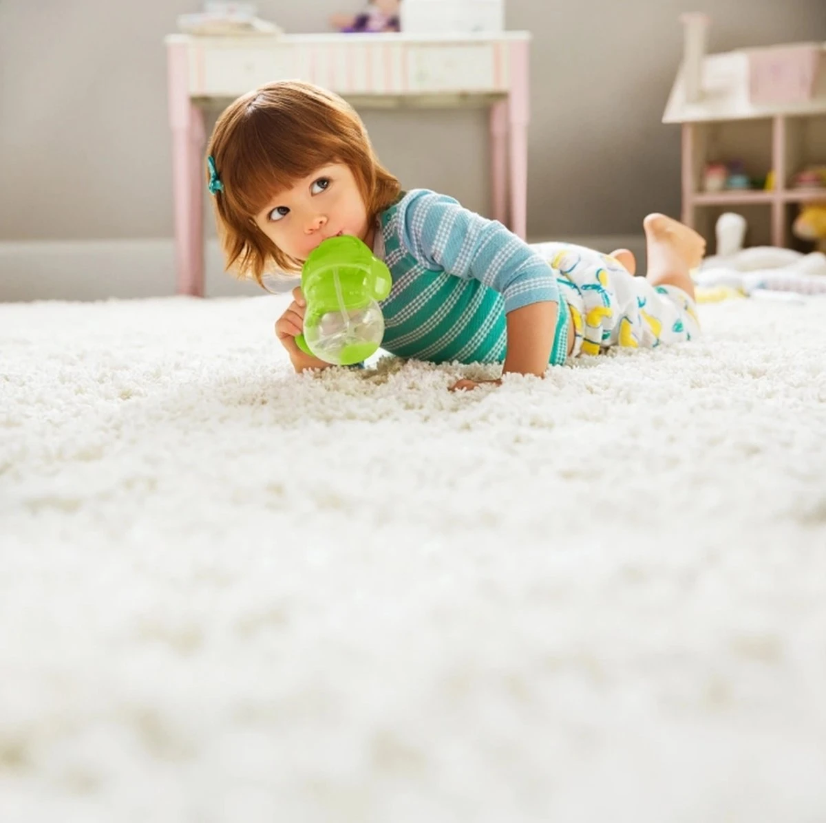 Munchkin Tip & Sip Drinkbeker Met Rietje Groen 4 Munchkin Tip & Sip Drinkbeker Met Rietje Groen - Afbeelding 2