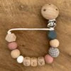 Speenkoord Met Naam | Gepersonaliseerd | Donker Roze - Hout | Kraamcadeau | Baby | Speenclip | Speenketting | Bebbes -Winkel Voor Babyproducten 1200x1200 439