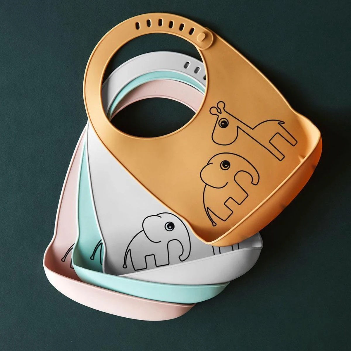 Done By Deer Siliconen Slab Deer Friends Powder Roze 4 Done By Deer Siliconen Slab Deer Friends Powder Roze - Afbeelding 2