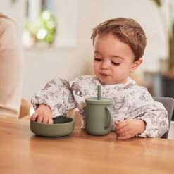 Jollein Slab Waterproof Met Mouw Pimpelmees - Forest Animals -Winkel Voor Babyproducten 1200x1200 656