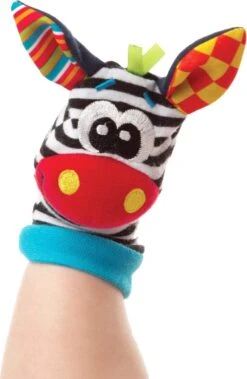 Playgro Pols- En Voetrammelaarset Zebra & Giraf - Set Van 4 Stuks, 2 Polsbandjes En 2 Rammelsokjes -Winkel Voor Babyproducten 783x1200