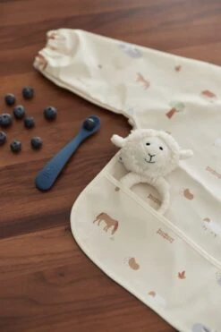 Jollein Slab Waterproof Met Mouw - Farm -Winkel Voor Babyproducten 800x1200 87