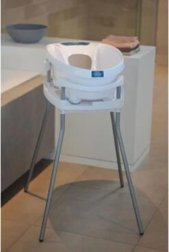 Babypatent AquaScale - Babybadje Safety Standaard (excl. Badje) -Winkel Voor Babyproducten 805x1200 1